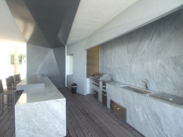 Casa en venta isla dorada cancún - barra zona de bbq vista lateral