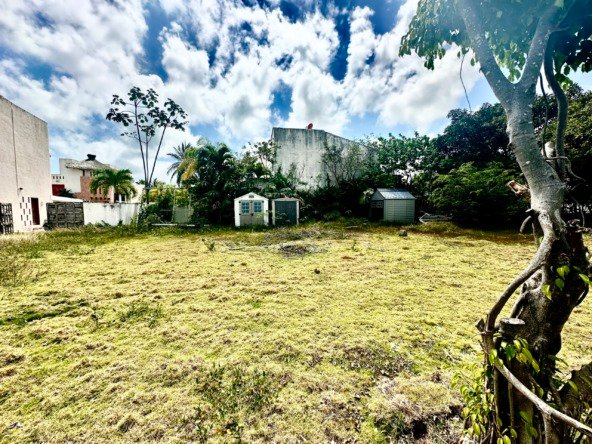 Terreno Unifamilar en Venta en Zona Hotelera de Cancun en Isla Dorada Vista