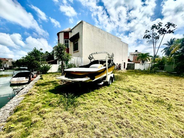 Terreno Unifamilar en Venta en Zona Hotelera de Cancun en Isla Dorada Vista Parcial