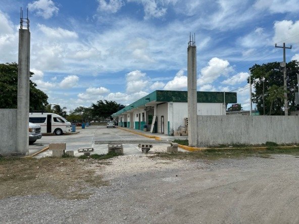 Terreno Comercial en venta en SM 521 Cancún-Entrada